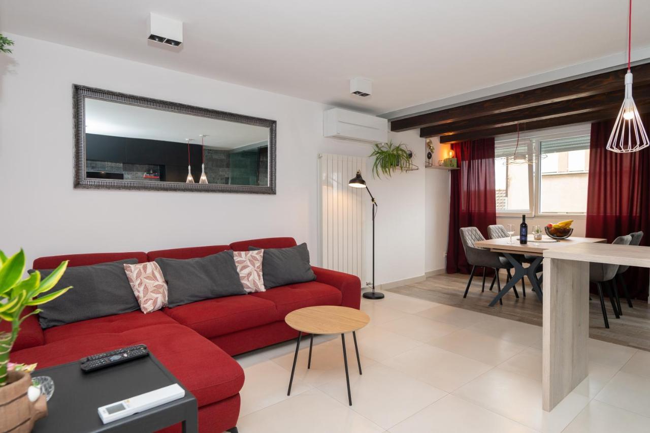Apartment Tula Šibenik Eksteriør bilde