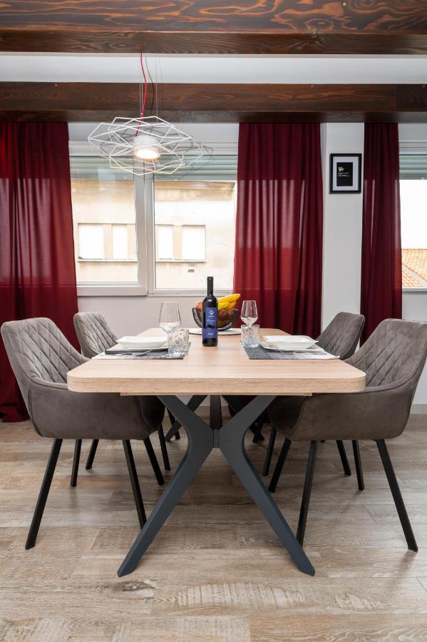 Apartment Tula Šibenik Eksteriør bilde
