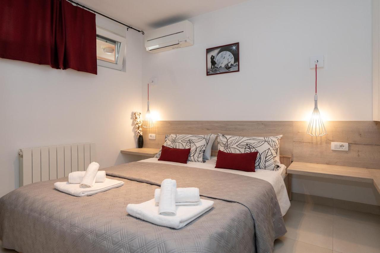 Apartment Tula Šibenik Eksteriør bilde